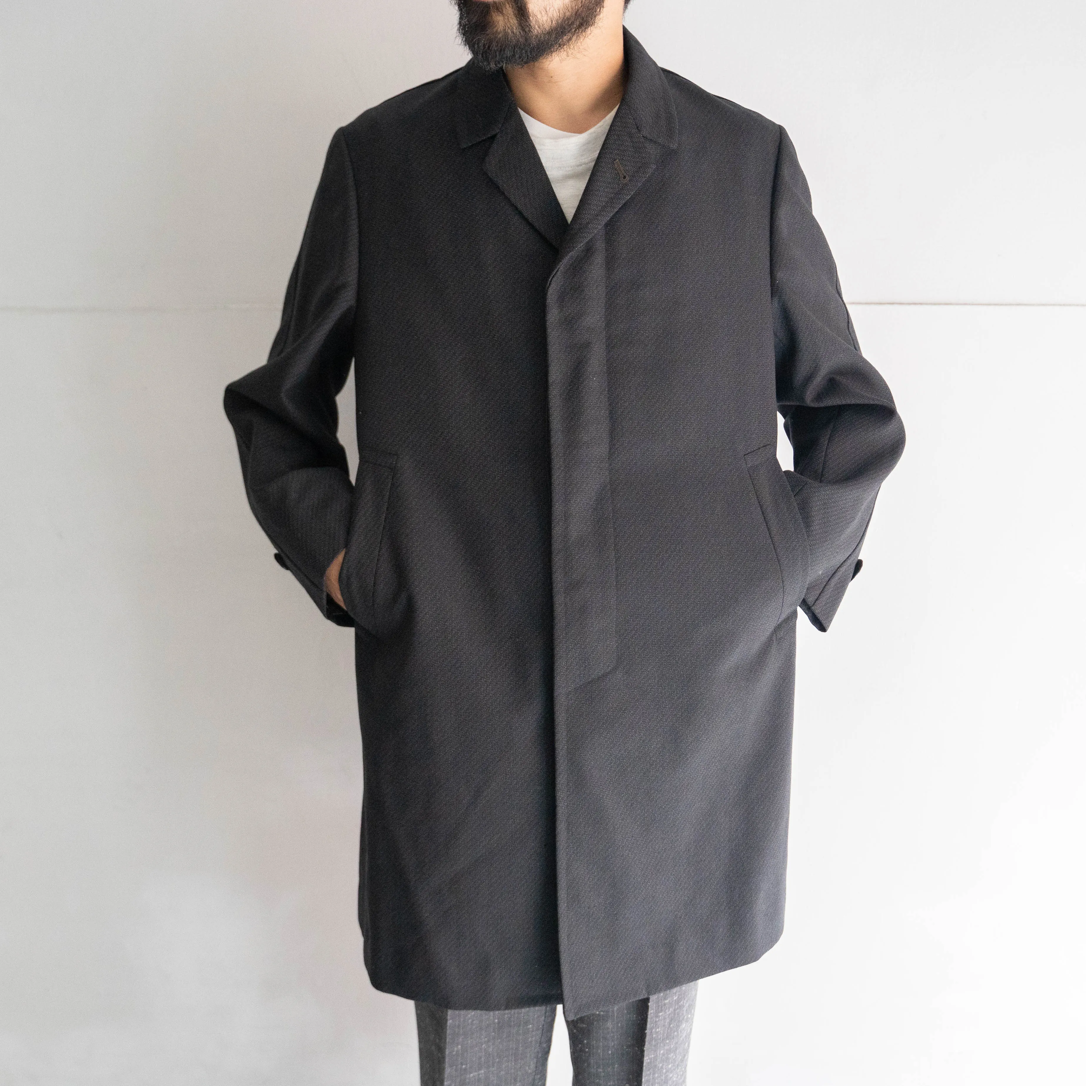 1970-80s Japan vintage charcoal gray based all wool coat