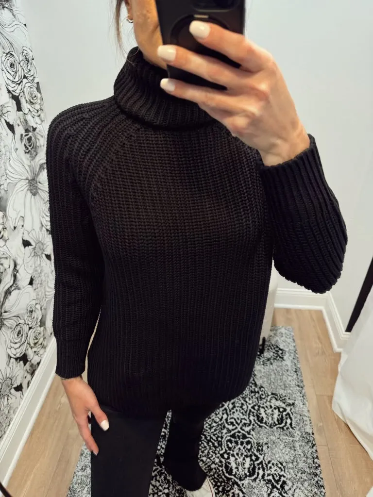 525 America Stella Turtleneck Pullover