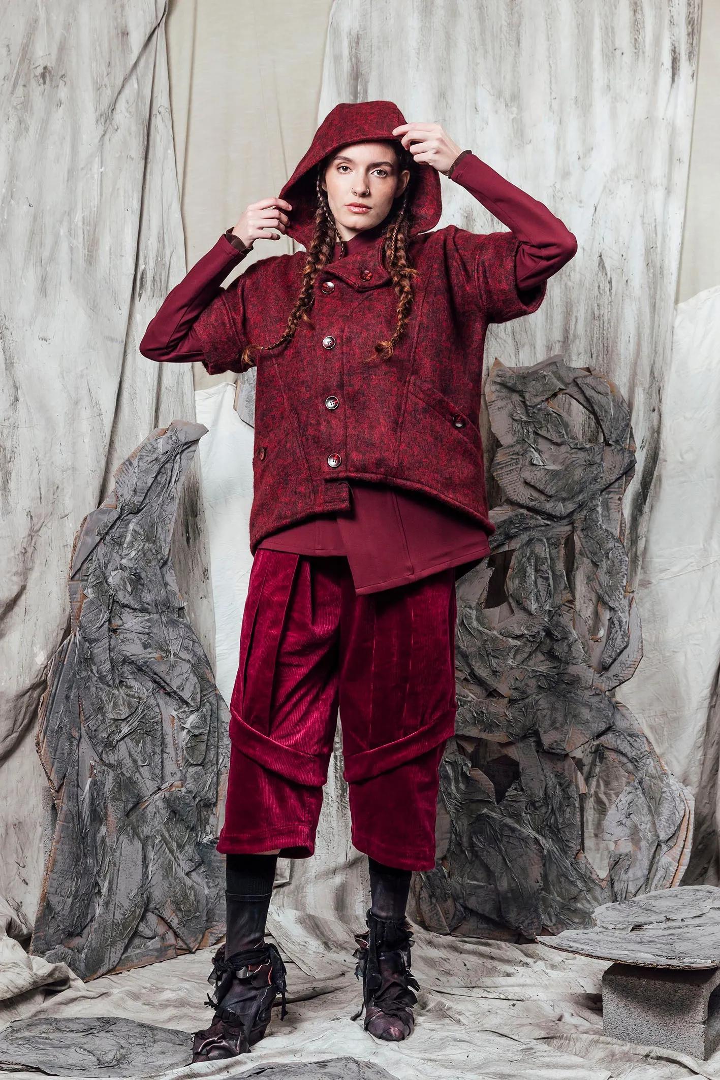 AW24 KAMAJI HOOD JACKET - GARNET