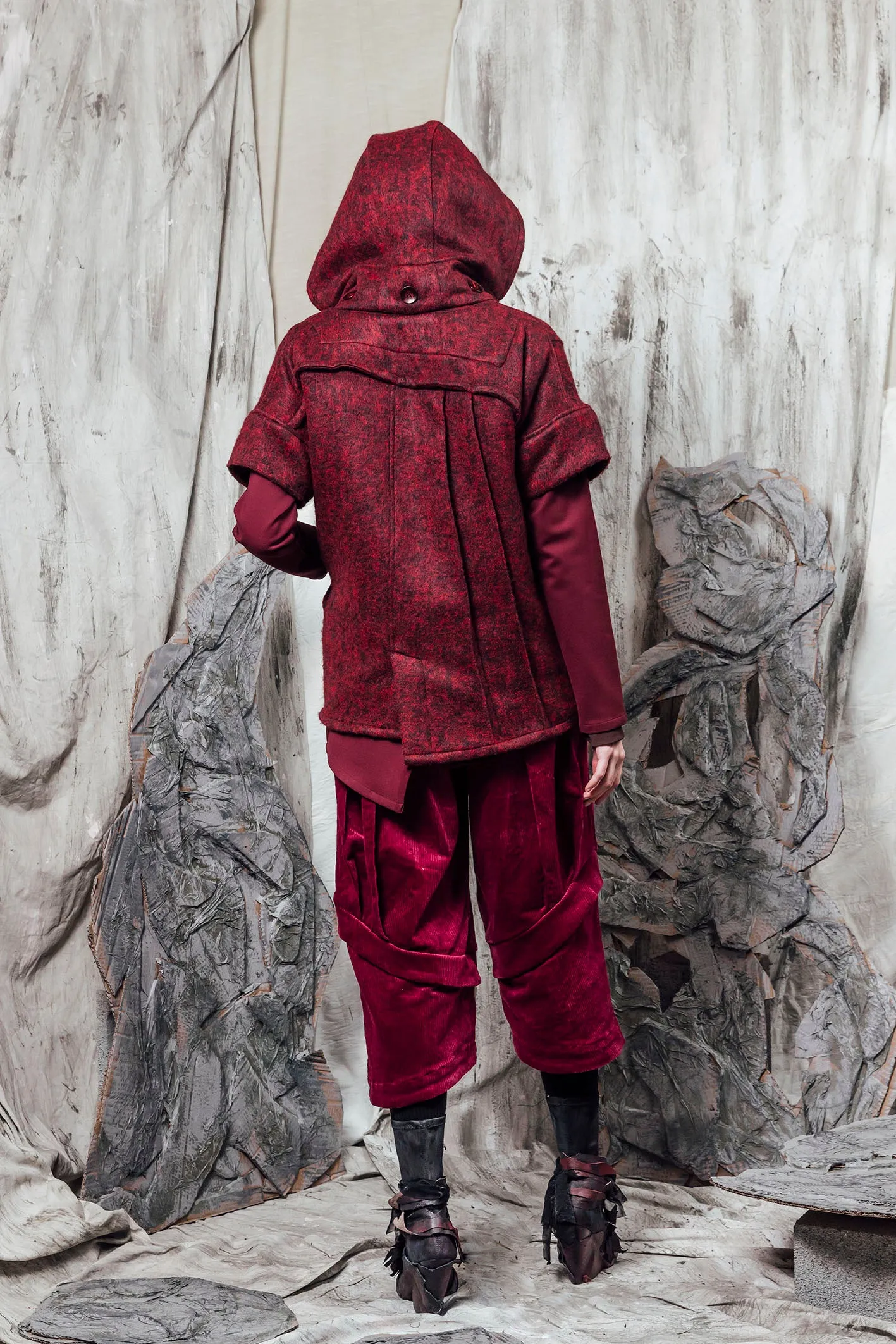 AW24 KAMAJI HOOD JACKET - GARNET