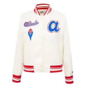 MLB ATLANTA BRAVES RETRO CLASSIC WOMEN'S RIB SATIN JACKET (EGGSHELL/ RED)