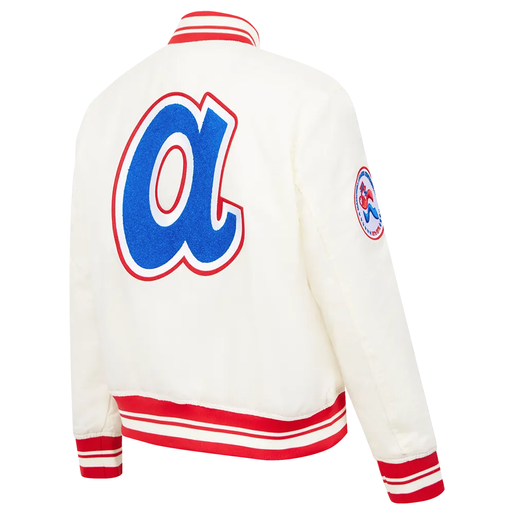 MLB ATLANTA BRAVES RETRO CLASSIC WOMEN'S RIB SATIN JACKET (EGGSHELL/ RED)