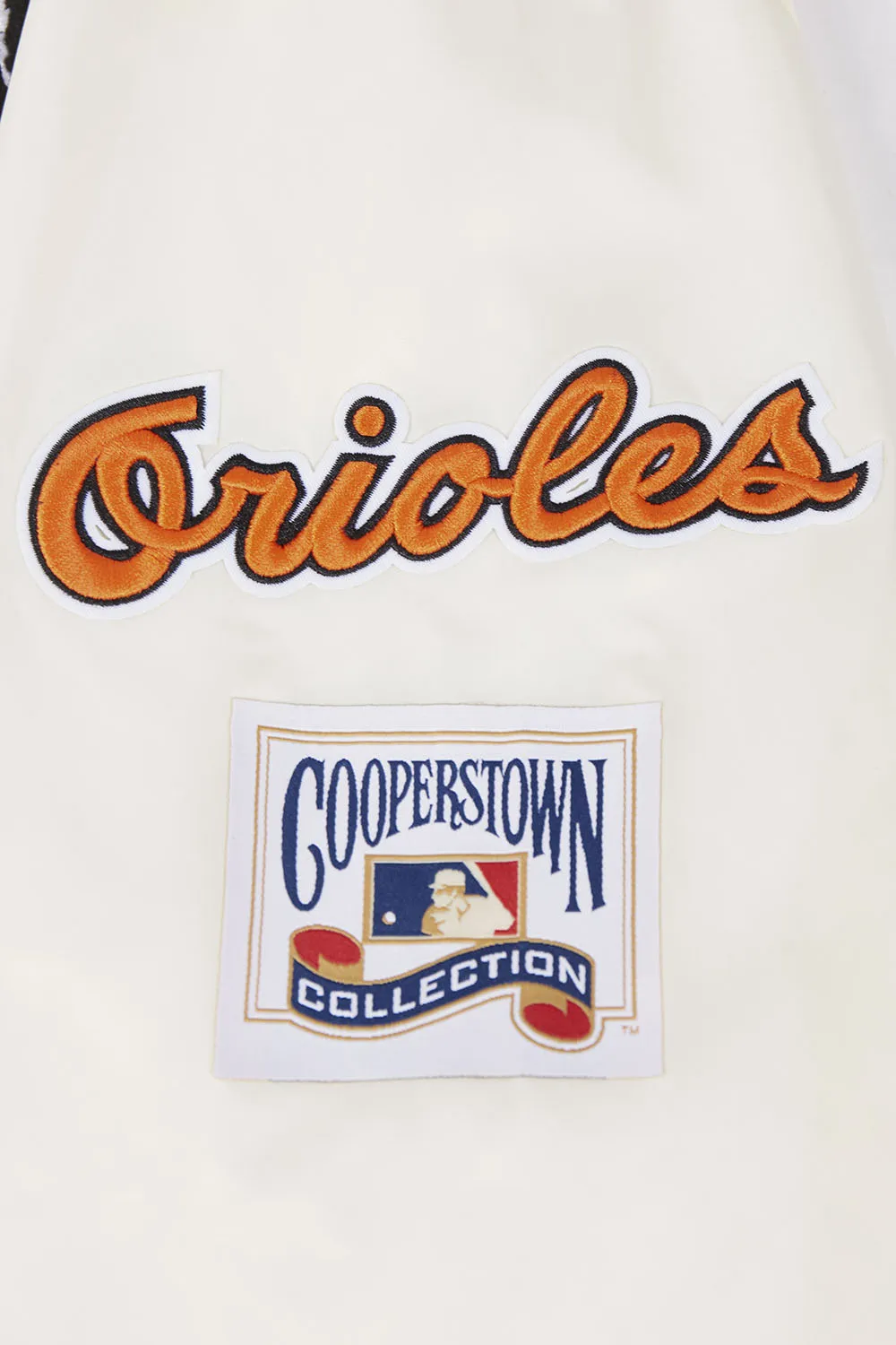 MLB BALTIMORE ORIOLES RETRO CLASSIC MEN'S RIB SATIN JACKET (EGGSHELL/ BLACK)