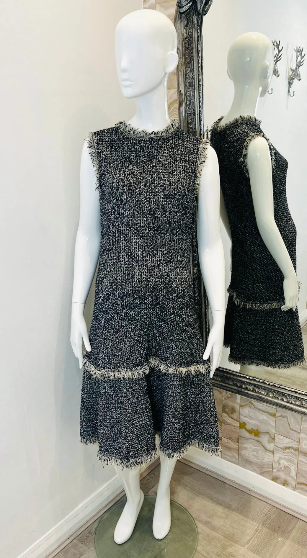 Oscar De La Renta Wool Dress & Jacket Two-Piece Set. Size S/M