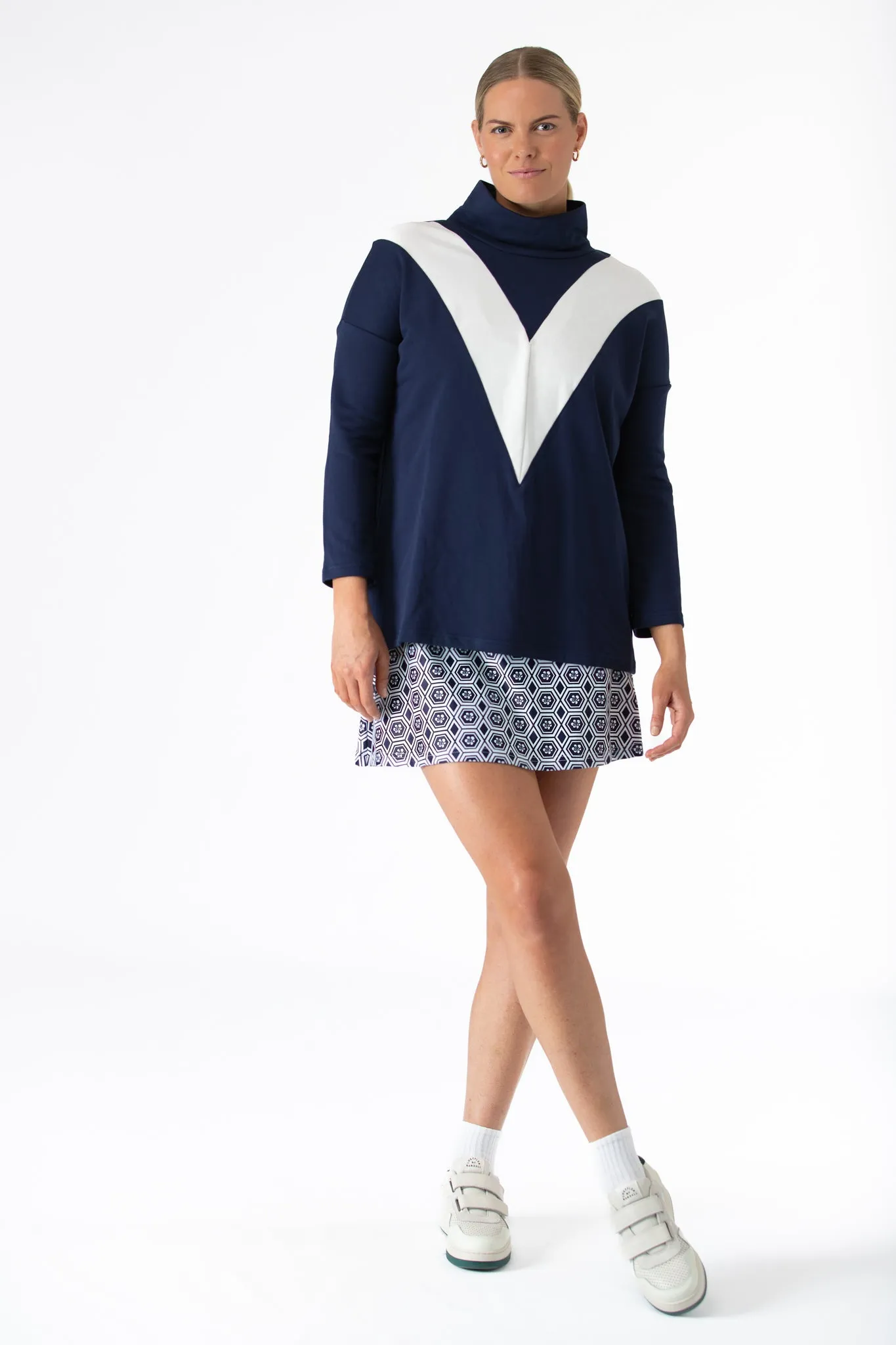 The Sybil Sweatshirt - Navy w/ White